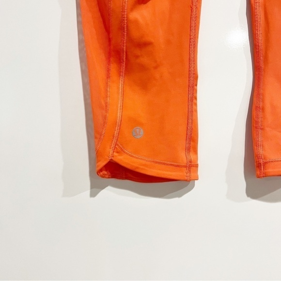 Lululemon Sun Runner Crop *17" - Picture 4 of 9